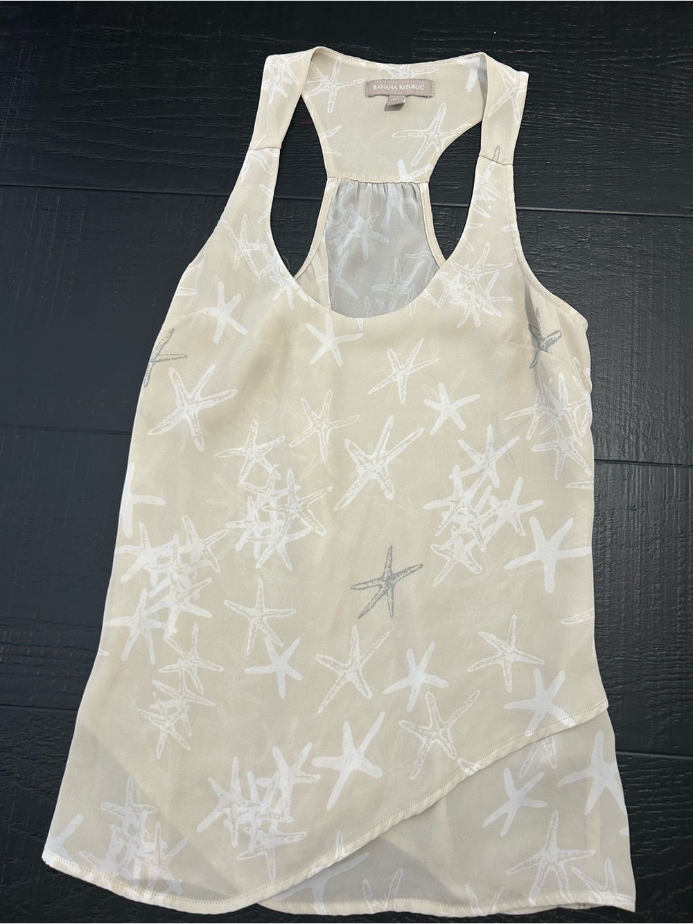 Banana Republic Cream Tank with White Starfish Print - Picture 2 of 5